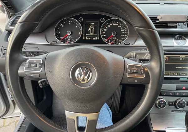 Volkswagen Passat cena 32999 przebieg: 349000, rok produkcji 2014 z Warszawa małe 497